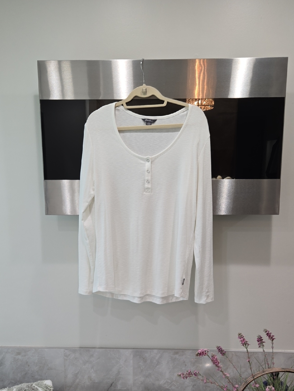 Eddie Bauer White Long-Sleeve Henley Top